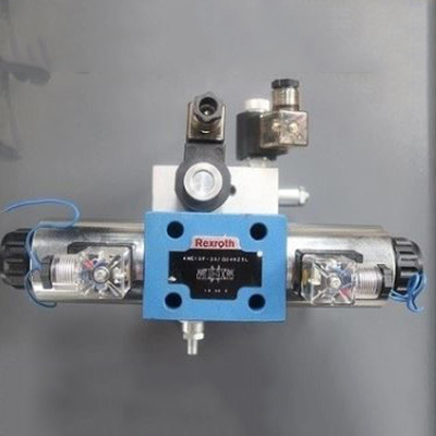 Manifold valve from REXROTH